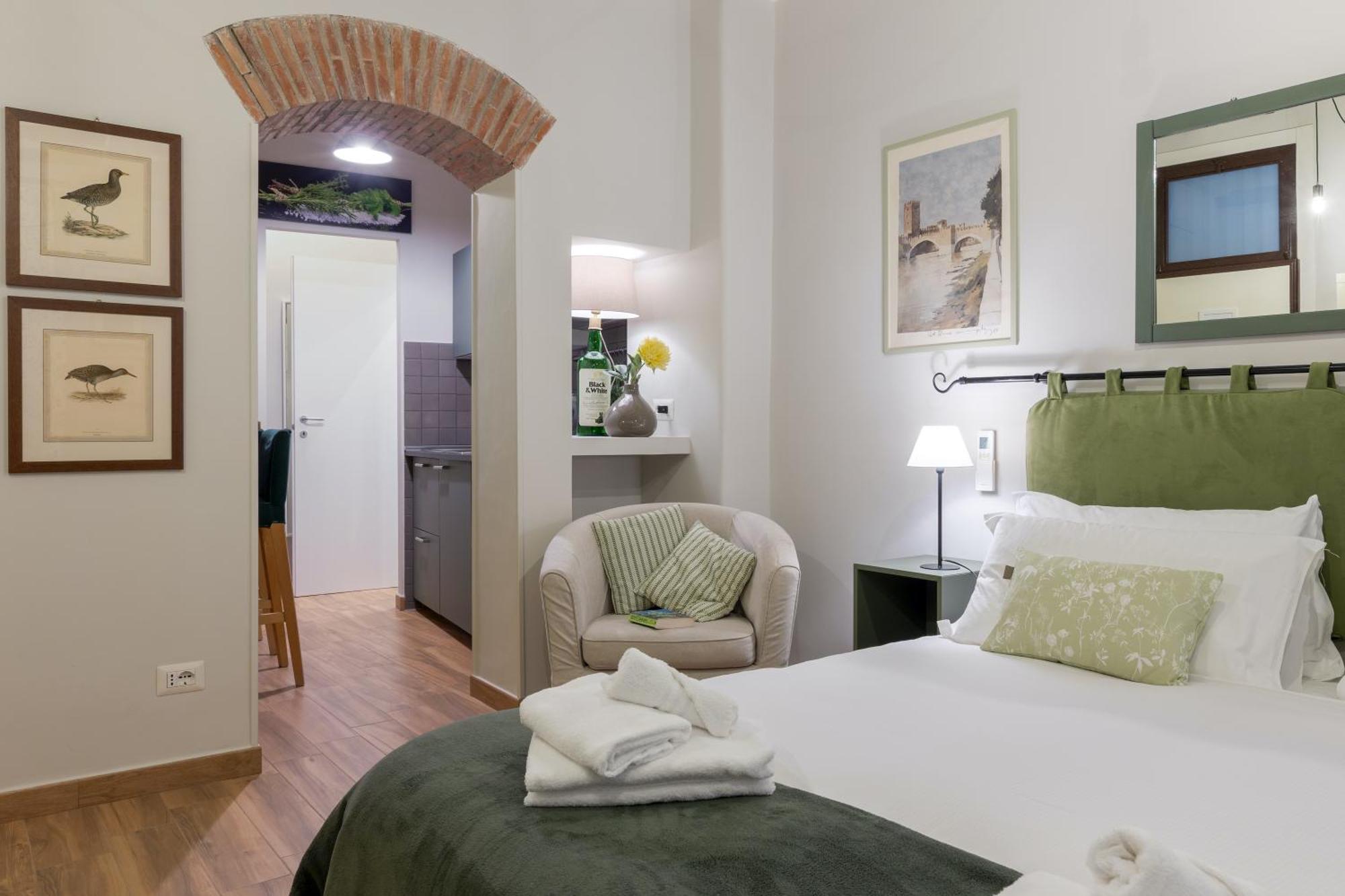 Rome As You Feel - Piazza Dei Satiri Apartments Exterior photo